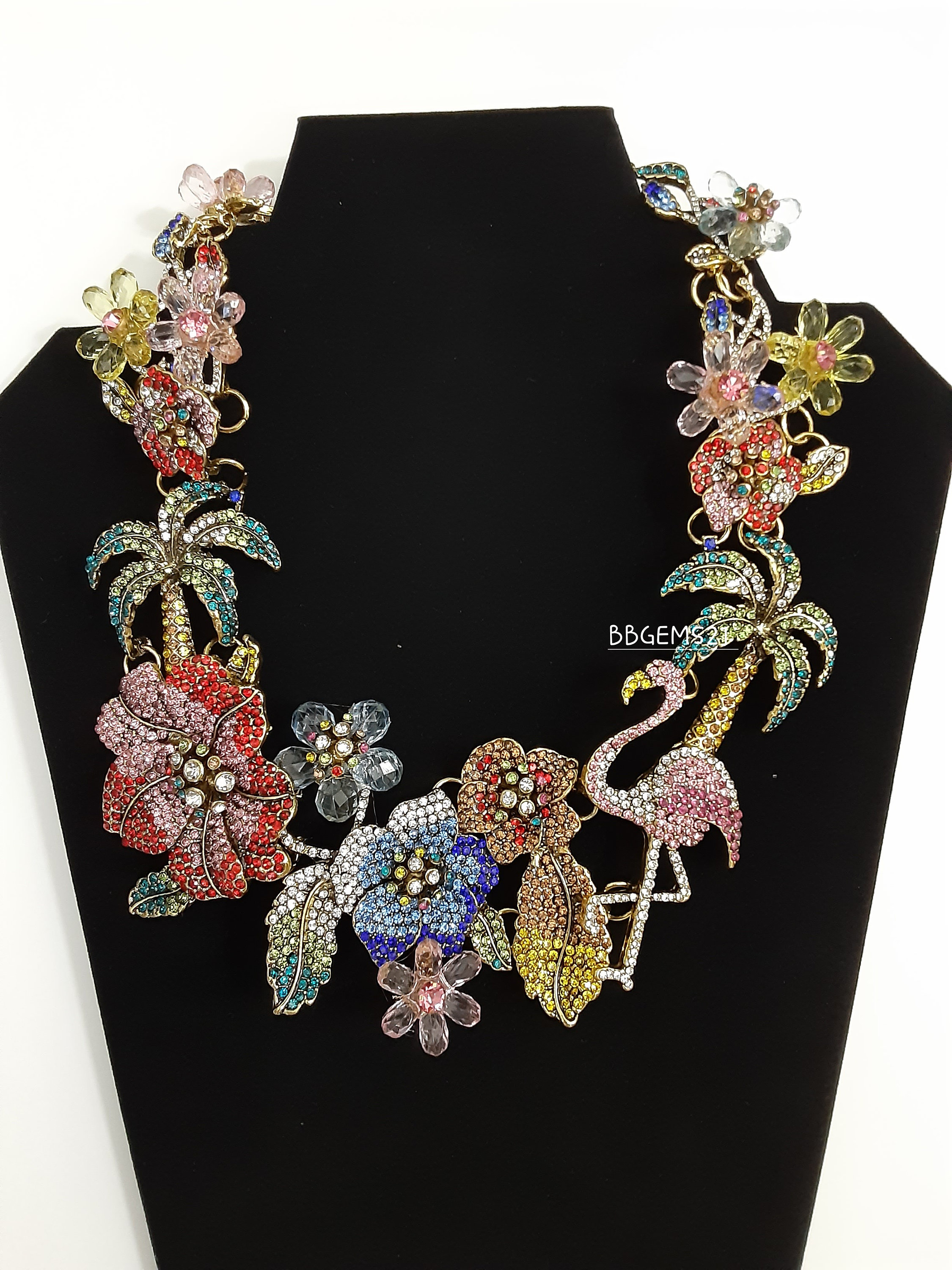 Flamingo statement necklace discount