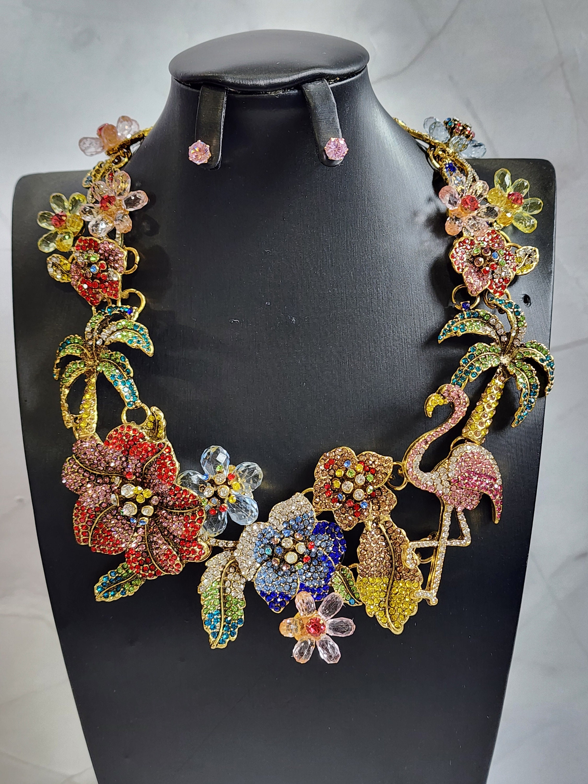 Flamingo statement necklace discount
