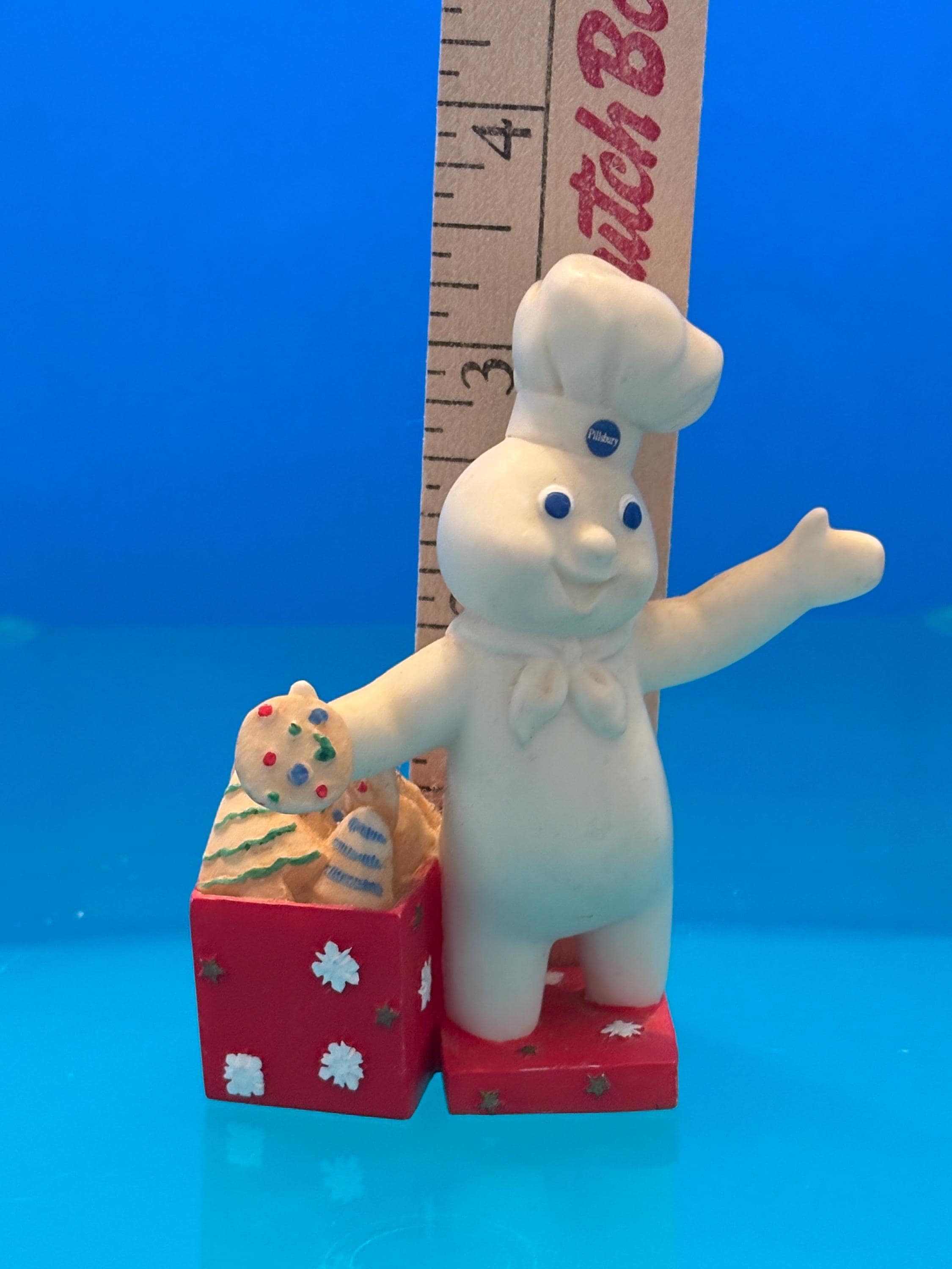 Danbury Mint Pillsbury Doughboy December Porcelain Figurine - Etsy