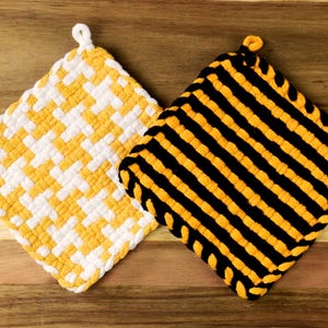 Farmer&#39;s Daughter, Pot Holder, Trivets, Dining, Kitchen, Homemade, Household, Kitchen Decor, Cooking, Cotton Pot Holder, Hot Pads, Oven, USA
