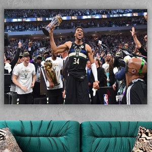 Giannis Antetokounmpo, basketball canvas,Basketball print art, Giannis print, canvas wall art, Basketball print art, living room decor