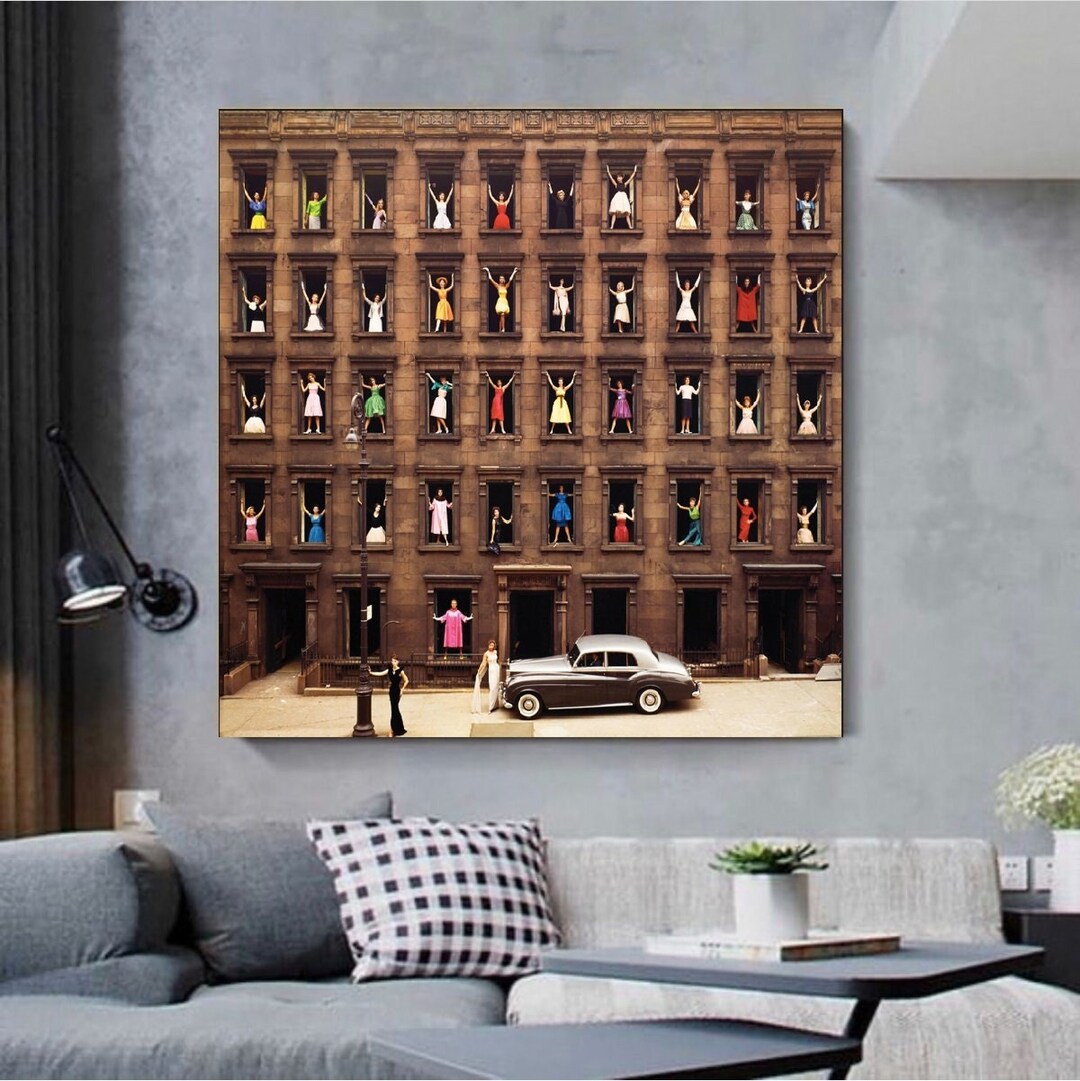 【洋書 写真】Ormond Gigli Girls in the Windows Girls in Windows': The World's Highest | Journals | SOL . LDN