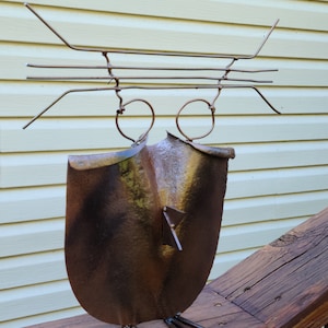 Owl shovel