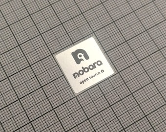 コンピューターケース用 シルバー＆ブラック Nobara Linux ステッカー 5枚