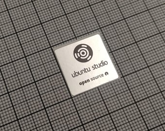 コンピューターケース用 Ubuntu Studio Linux ステッカー シルバー＆ブラック 5枚