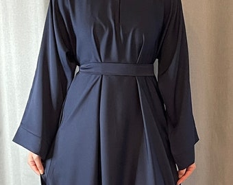 CLOSED NIDA ABAYAS