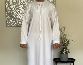Premium Men’s White Emirati Thobe