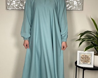 Aqua Cuffed sleeve closed Abaya