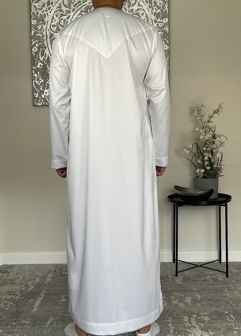 Men’s Shiny White Omani Thobe Jubbah With Tassel - Etsy