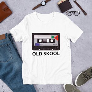 OLD SKOOL CASSETTE Mix Tape T-shirt Tshirt T-Shirt Tee Geschenk für Ihn ihren Freund Freundin Mann Frau Retro Vintage 1980er Jahre Breakdance