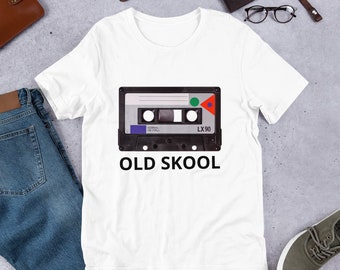 OLD SKOOL CASSETTE Mix Tape T-shirt Tshirt T shirt Tee Gift for Him Her Boyfriend Girlfriend Husband Wife Retro Vintage 1980s Break Dancing