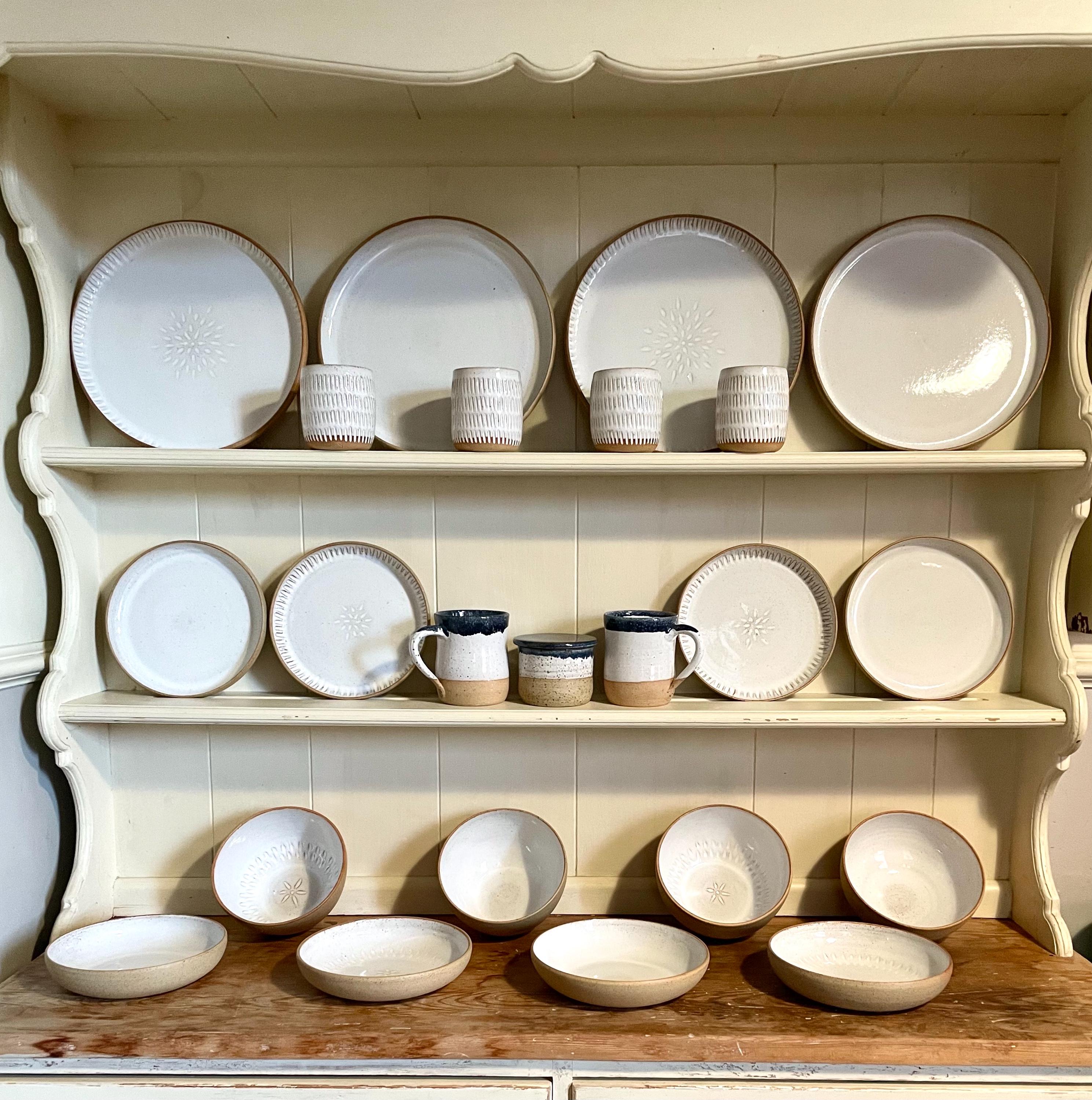 Side Plate Dunnes Crockery Snow White Musk Candle – Charlotte