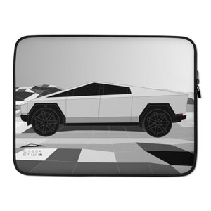 Peut inclure: Une housse d'ordinateur portable noire et blanche avec une image stylisée d'un Tesla Cybertruck blanc sur un fond géométrique. Le texte "CYBER STUDIO" est imprimé dans le coin inférieur gauche.
