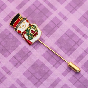 Vintage Intricate Snowman Stylish Christmas Eve Holiday Stick Pin - V17