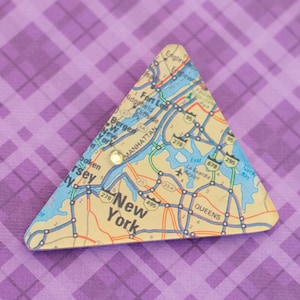Mappa in miniatura vintage Spilla unica - V3