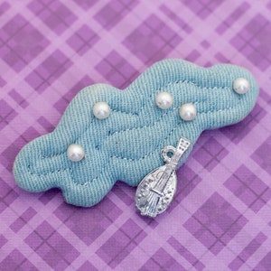 Vintage Sky-Blue Cloud 9 Brooch - V19