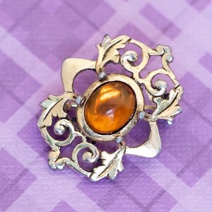 Vintage Intricate Art Deco Brooch -V15