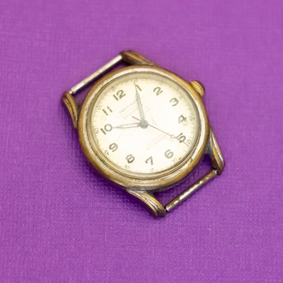Vintage Gold Tone Simple Classic Gold Tone Watch -