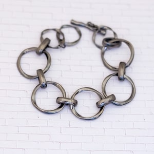 7 inch, Vintage Silver Tone Multi Rings Elegant Bracelet - V27