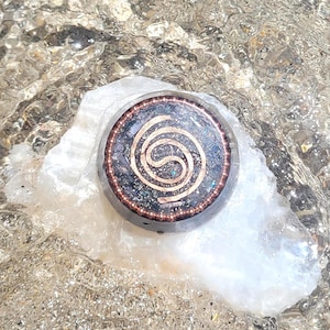 Orgonite,Emf Buster,Natural Gemstones,Ying Yang,Healing Crystals,Amethyst,Tower Buster,Orgone,Orgone Generator,Holistic Healing,Fathers Day