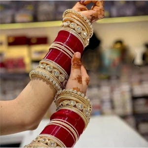 Indian Traditional High quality Bridal Chuda bangles for Marriages, Wedding Chuda Bangles, Red Indian Bangles, Shadi Choora, Indian Jewelry.