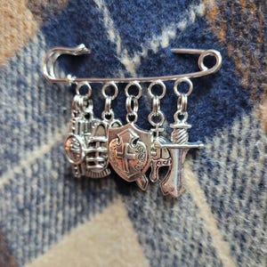 Armor of God - Silver | Brouch Lapel Pin | Groomsmen Wedding Gift | Bag Accessory