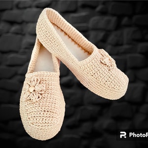 Crochet women slippers with non slip soles/womens slippers/boots/crochet womens slippers handmade/house shoes/crochet cotton healthyslippers