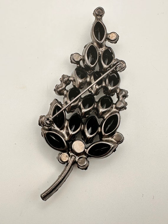 VNTG JULIANA D&E Large Leaf shape Brooch Black Rh… - image 4