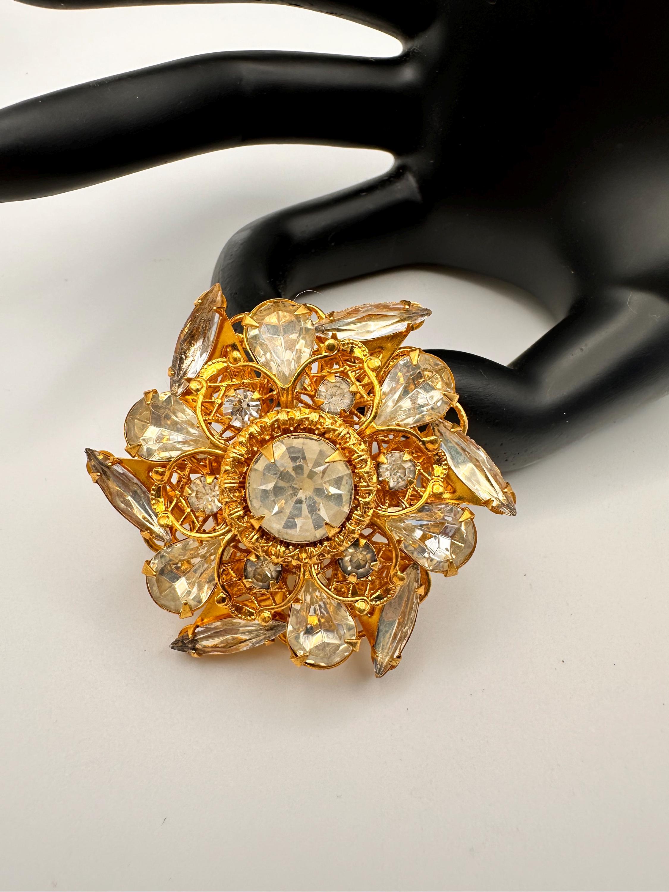 Gorgeous Gold Tone Metal Filigree Brooch With Clear
