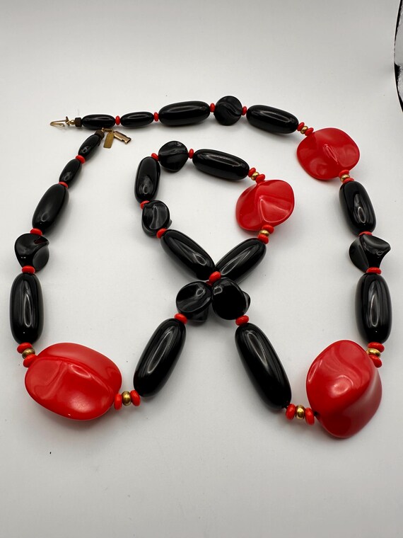 Vintage Pauline Rader Black & Red Chunky Bead Nec… - image 2