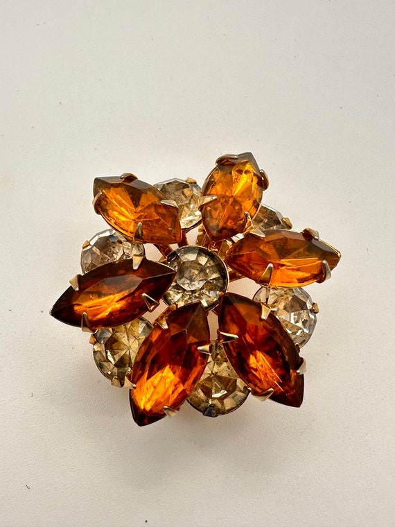 VNTG Adorable Amber and Clear Rhinestones Small Br