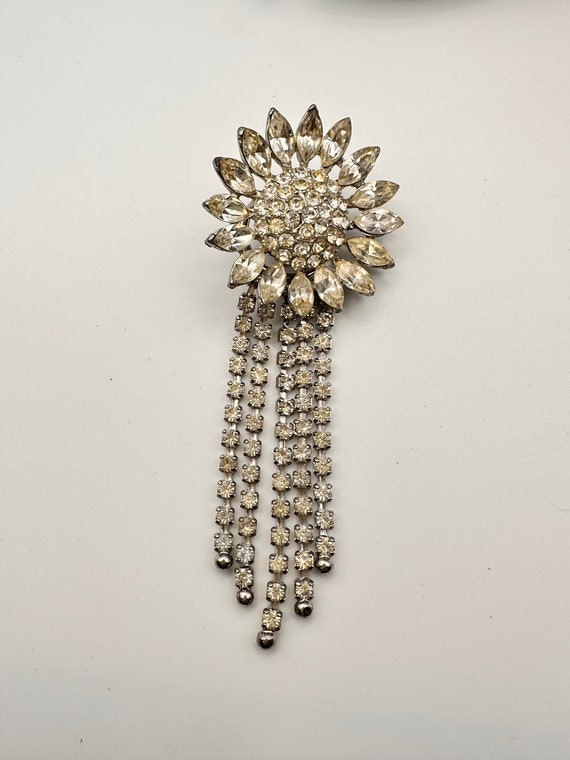 VNTG Rhinestone Flower Pin/Brooch - image 2