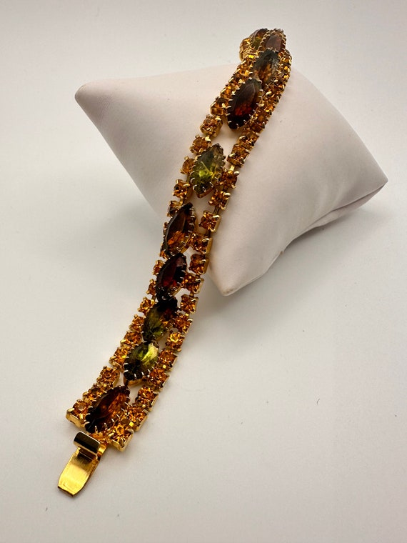 VNTG Rainbow Rhinestone Gold Tone Bracelet