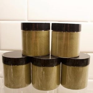 Organic Greens for Parrots and Birds Green Powder for Bird Parrot Chop