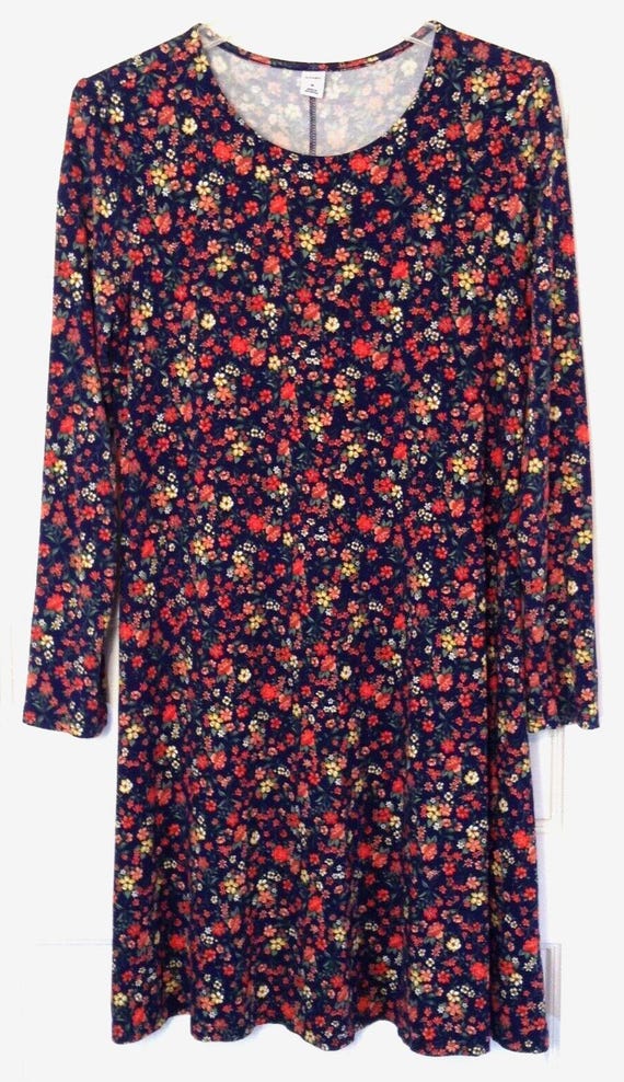 Vtg Old Navy Dress Wn M Black Floral Ditsy Rayon Viscose Stretch Babydoll Feminine Peasant Boho Cottage Hippie Festival Vacation Travel Y2K Vtg Old Navy Dress Wn M Black Floral Ditsy Rayon Viscose Stretch Babydoll Feminine Peasant Boho Cottage Hippie Festival Vacation Travel Y2K