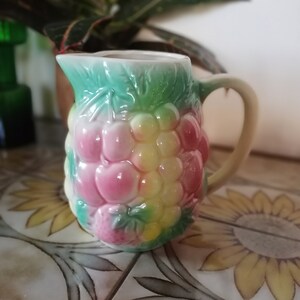 Fruit slurry pitcher