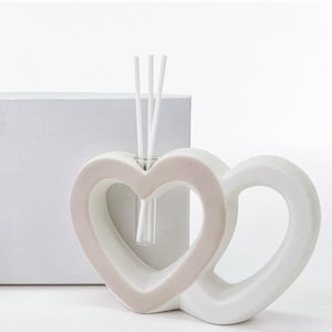 Reed diffuse | Home Fragrance | Scented Reed Diffuser | Gift ideas | Homeowner Gift Idea