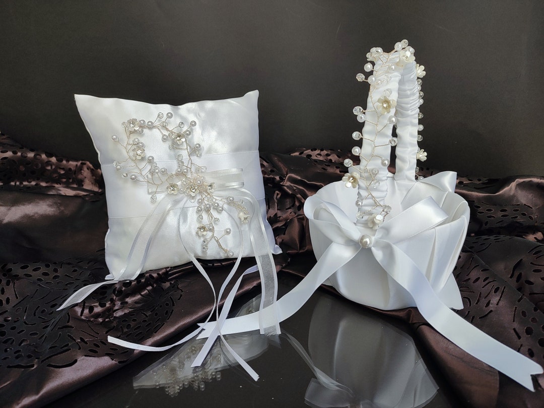 Flower Girl Baskets, Girl Baskets, Flower Girl, Wedding Decorations