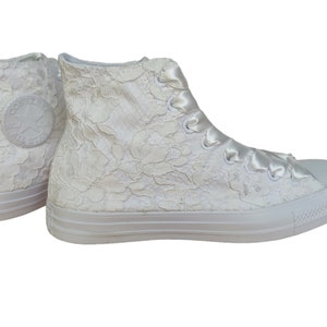 Converse de mariage ivoire pour la mariée, chaussures Converse personnalisées pour mariage, mariée personnalisée. image 1