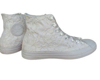 Converse de mariage ivoire pour la mariée, chaussures Converse personnalisées pour mariage, mariée personnalisée.