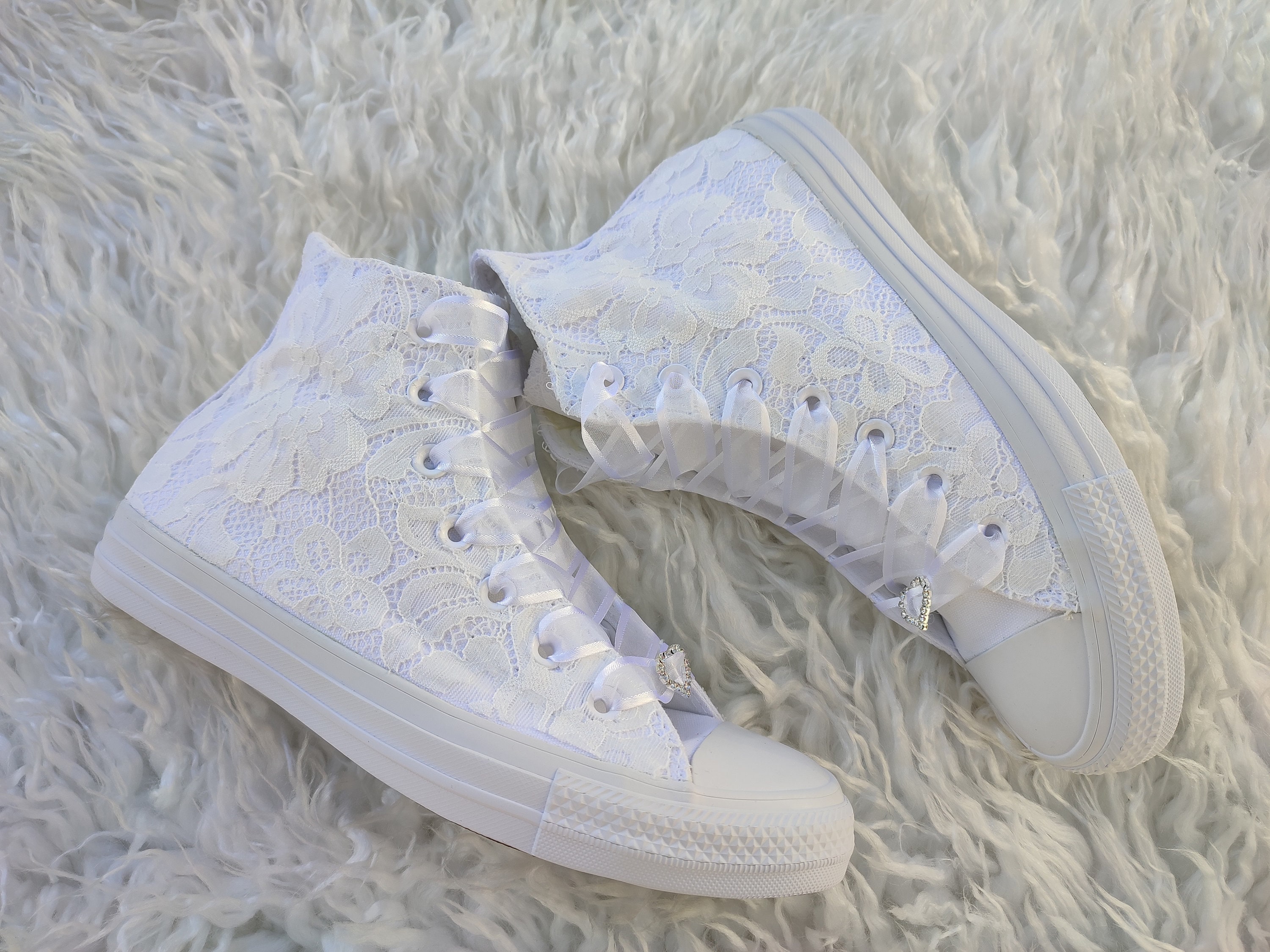 Converse sposa cheap cadavere