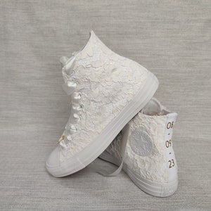 Converse de mariage ivoire pour la mariée, chaussures Converse personnalisées pour mariage, mariée personnalisée. image 8