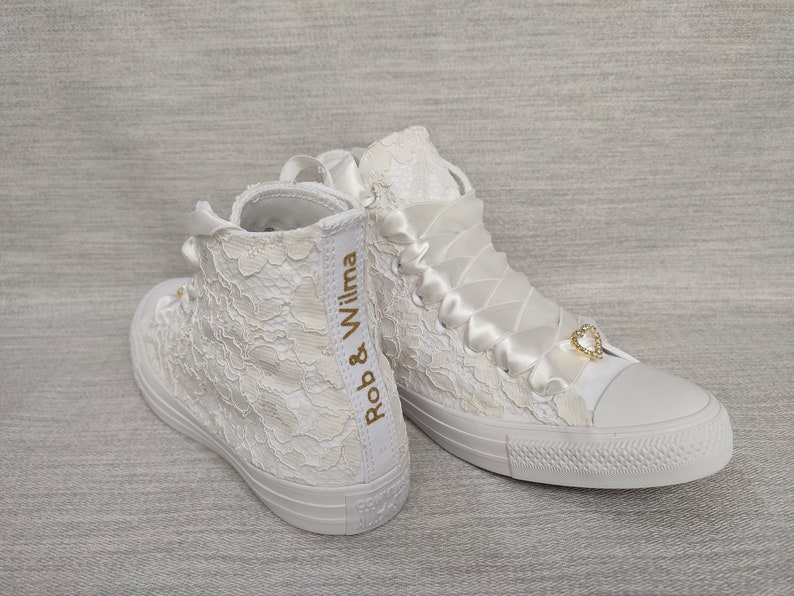 Converse de mariage ivoire pour la mariée, chaussures Converse personnalisées pour mariage, mariée personnalisée. image 2