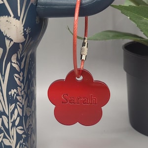 Porte-clés prénom personnalisé en acrylique, pour verres de 40 oz, sacs, bagage, étiquette de sac d'école, porte-clés pour étiquette nominative (aucun gobelet n'est inclus)