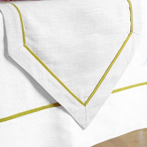 Linen table runner