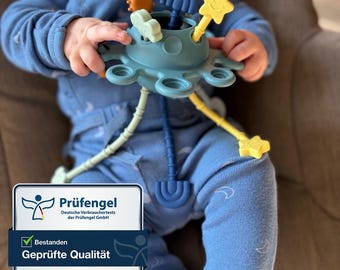 Silicone baby grasping ball–BPA-free sensory toy–Montessori baby toy from 3 months–Soft activity ball to promote motor skills