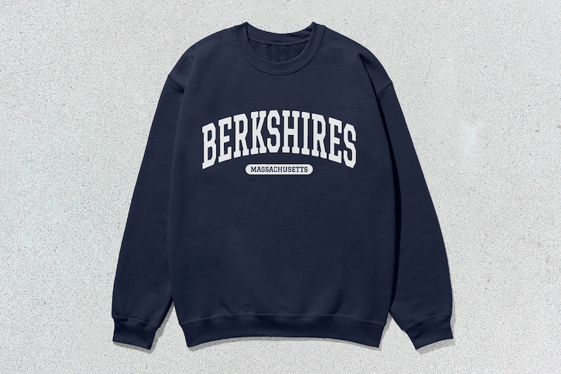 Berkshires Sweatshirt Massachusetts Collegiate Crewneck Sweater Unisex Navy
