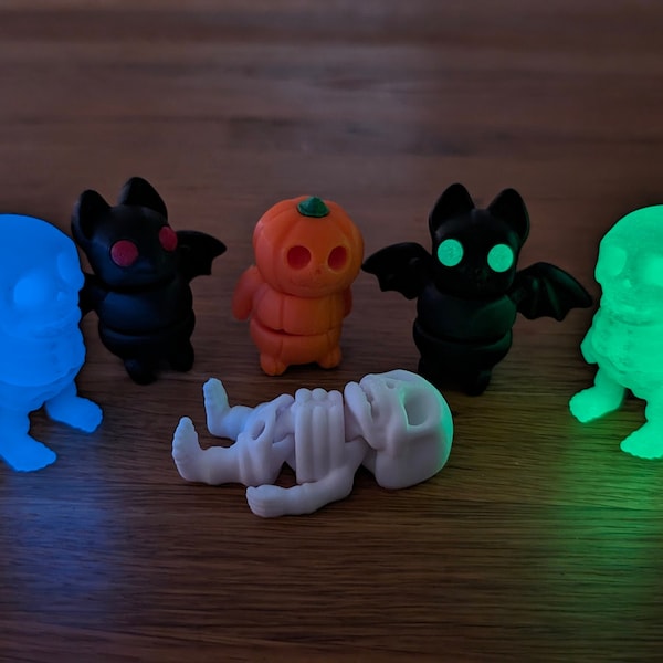 Zou Halloween Flexi Figuren 3D Druck Skelett Kürbis Fledermaus