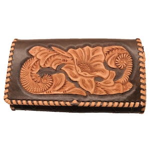 Leather women's Wallet  , Minimalist Personalized Cowhide Hand Engraved Genuine Leather Coin Purse With Zipper and Card Slots, for Woman