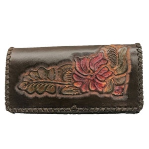 Leather women's Wallet , Minimalist Personalized Cowhide Hand Engraved Genuine Leather Coin Purse With Zipper and Card Slots, for Woman